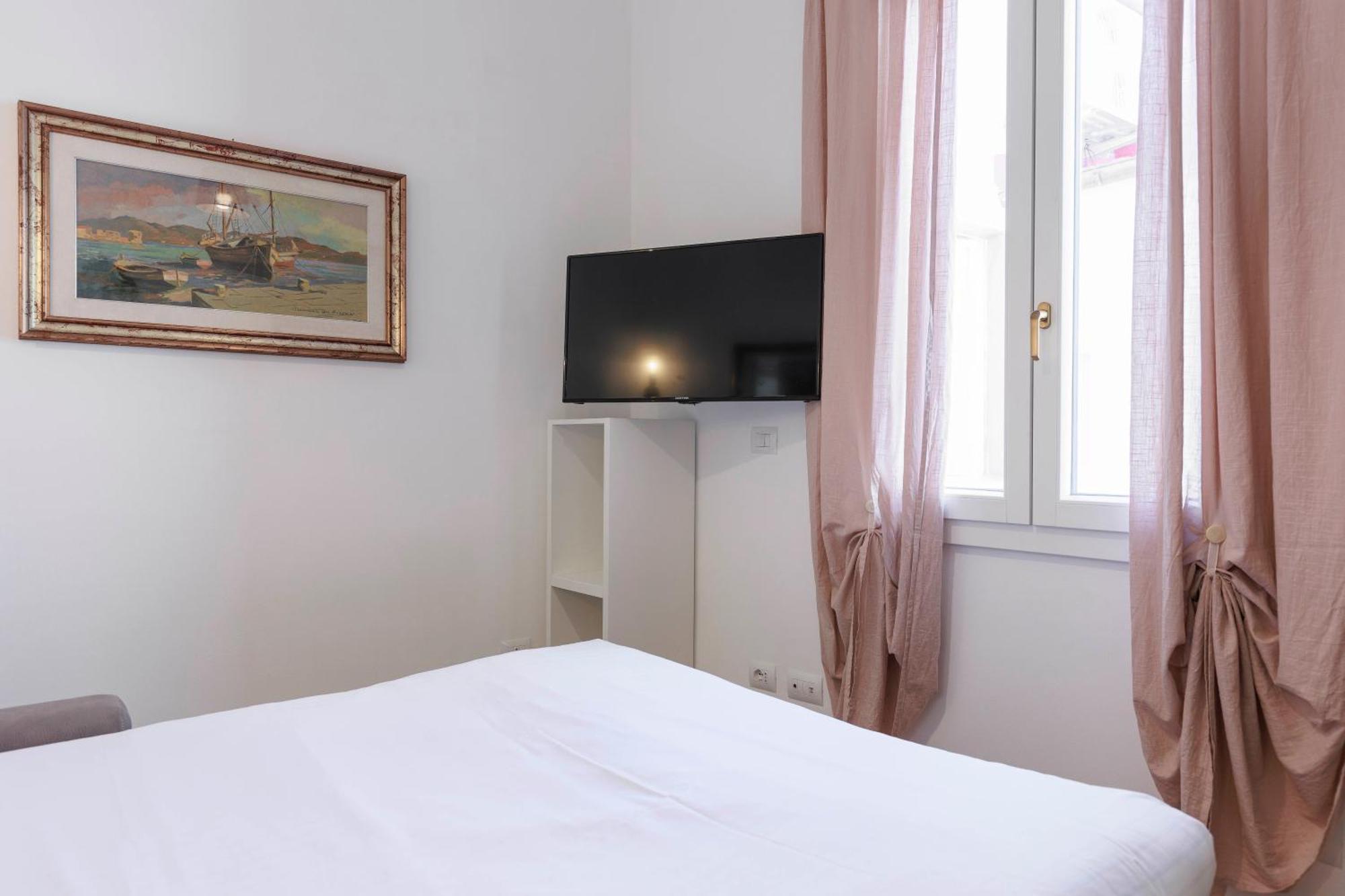 Santa Croce Elegant Apartment フィレンツェ エクステリア 写真