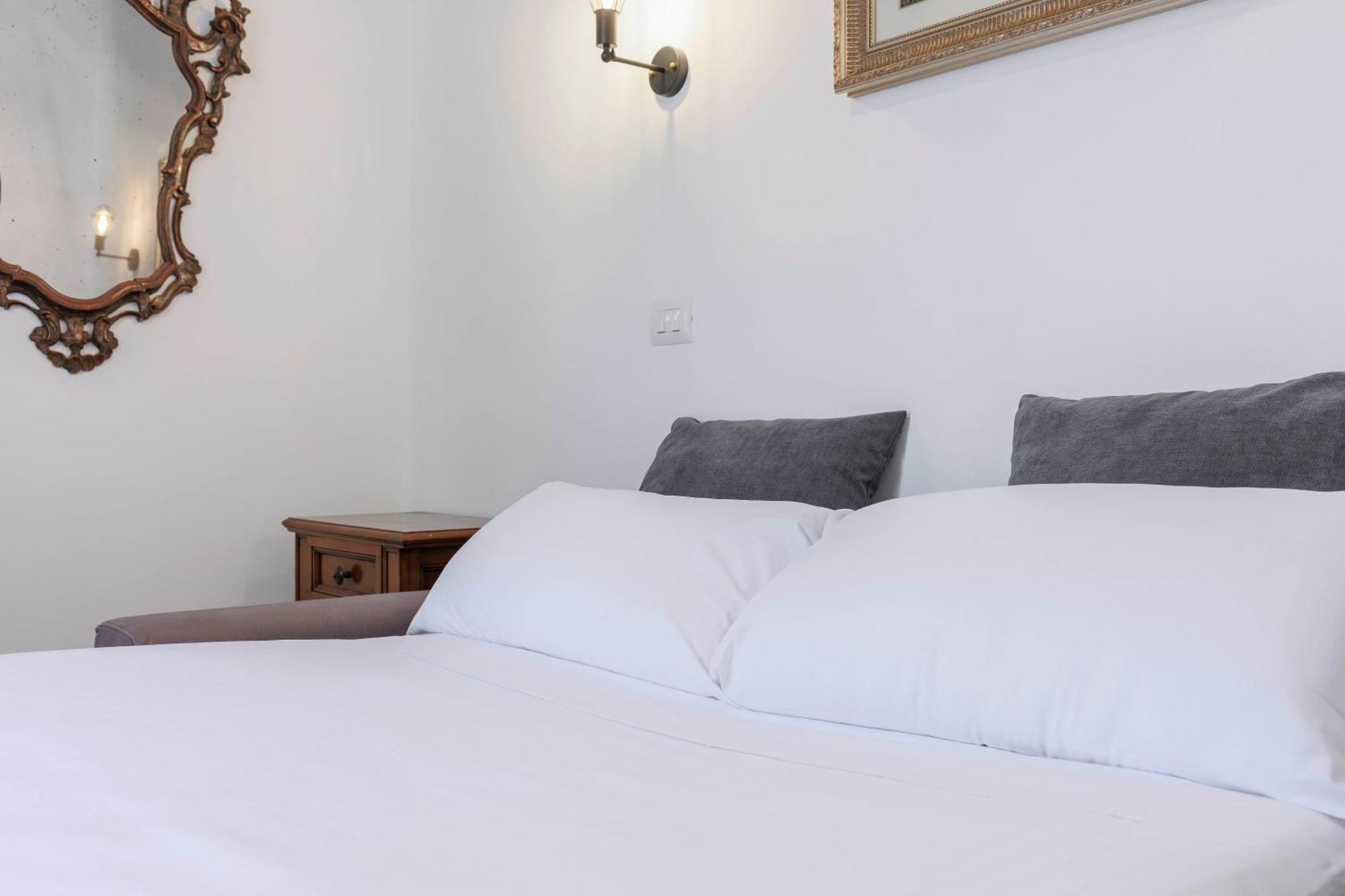 Santa Croce Elegant Apartment フィレンツェ エクステリア 写真